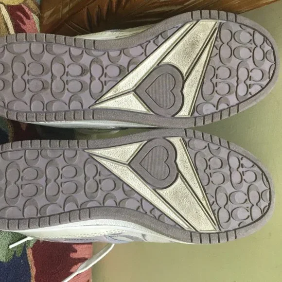 Authentic Coach Nova Signature Lace Up Fashion Sneakers - Picture 4 of 8